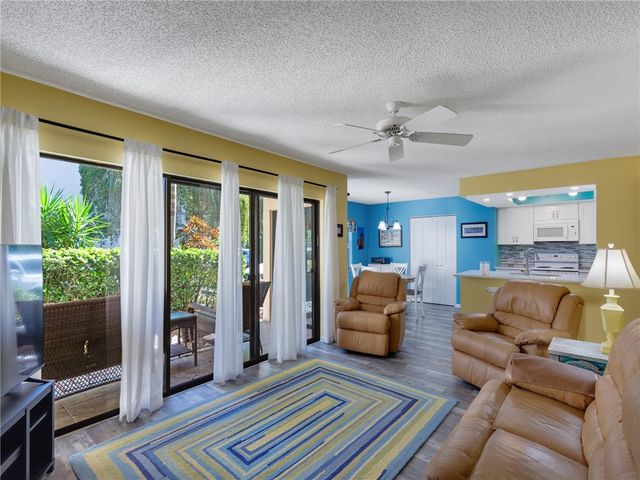 910 E Causeway Boulevard C13, Vero Beach, FL 32963