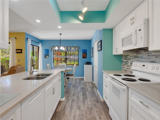 910 E Causeway Boulevard C13, Vero Beach, FL 32963