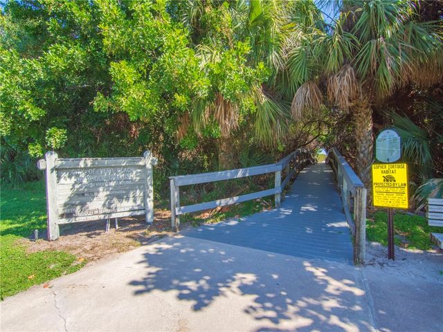 910 E Causeway Boulevard C13, Vero Beach, FL 32963