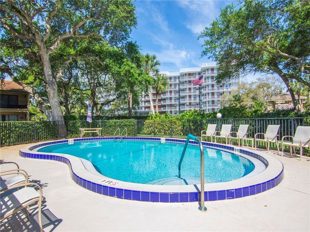 910 E Causeway Boulevard C13, Vero Beach, FL 32963