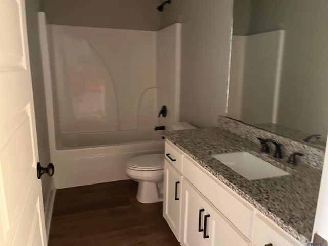 9974 Stonewater Dr, Baton Rouge, LA 70818