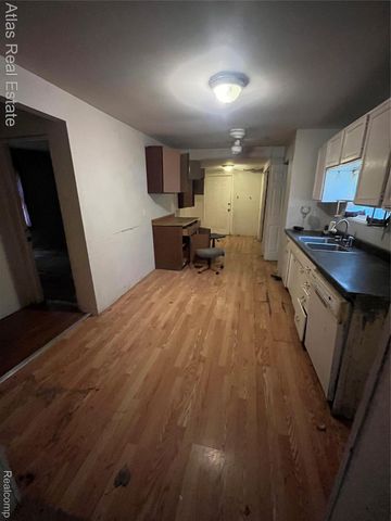 4065 Jefferson Street, Burton, MI 48509