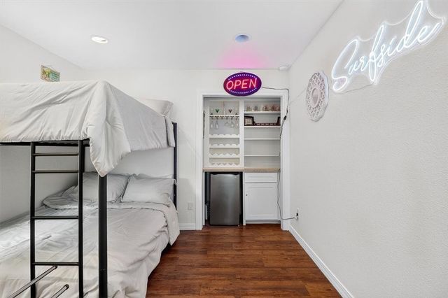1310 S 11th St, Port Aransas, TX 78373