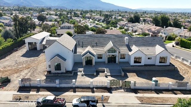 3100 Garretson Avenue, Corona, CA 92881