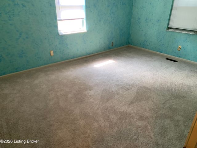4929 Fielding Way, Louisville, KY 40216