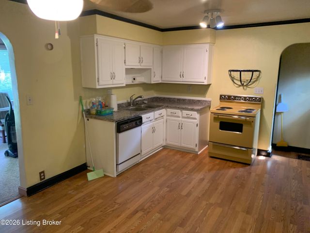 4929 Fielding Way, Louisville, KY 40216