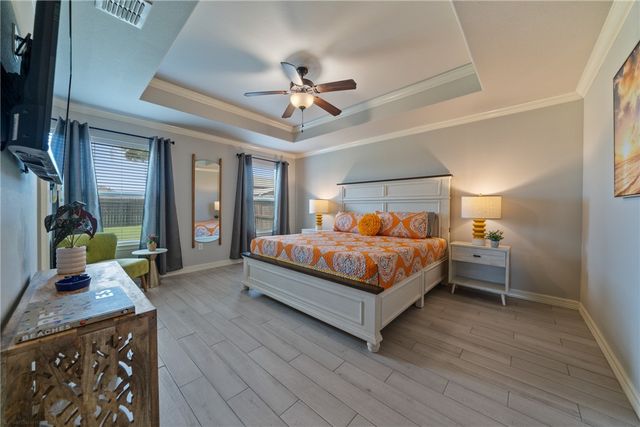 2638 Date Palm Dr, Corpus Christi, TX 78418