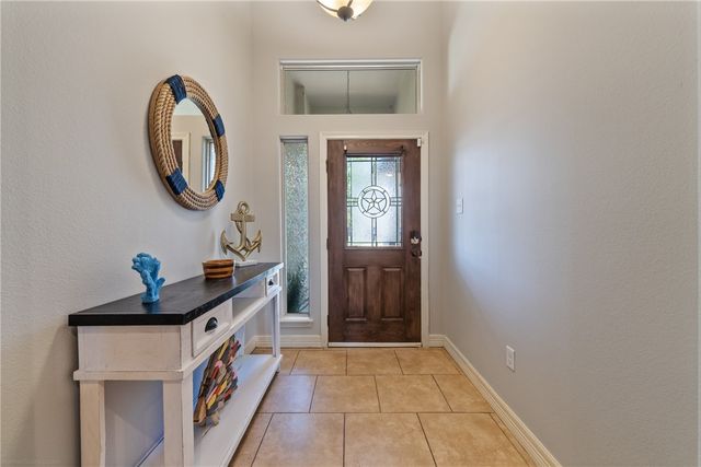 2638 Date Palm Dr, Corpus Christi, TX 78418