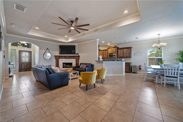 2638 Date Palm Dr, Corpus Christi, TX 78418