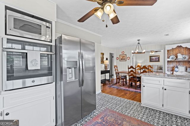 31 Fields Road, Newnan, GA 30263