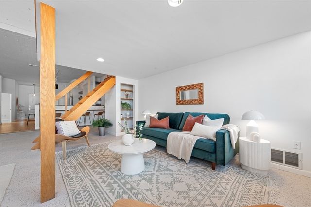 1 Fitchburg St C520, Somerville, MA 02143