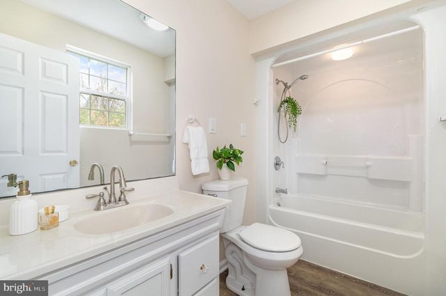 375 MEADOW TRL, Delta, PA 17314