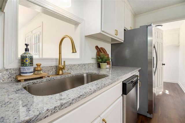 133 N Bellview Road, Aragon, GA 30104