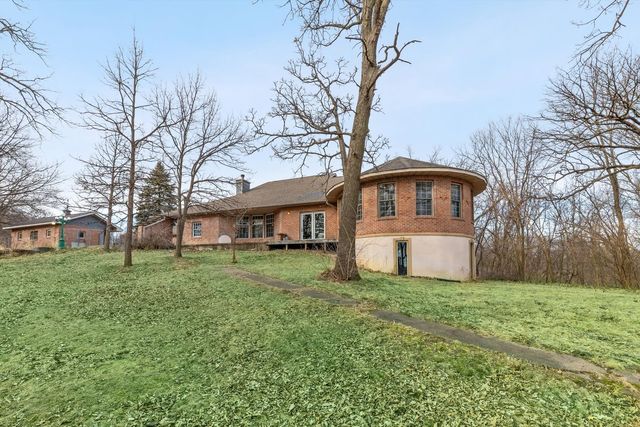 315 N 9th Street, Clinton, IA 52372