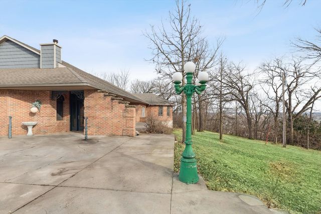 315 N 9th Street, Clinton, IA 52372