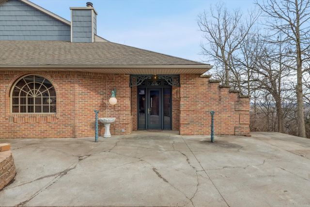 315 N 9th Street, Clinton, IA 52372