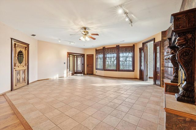 315 N 9th Street, Clinton, IA 52372