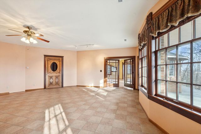 315 N 9th Street, Clinton, IA 52372