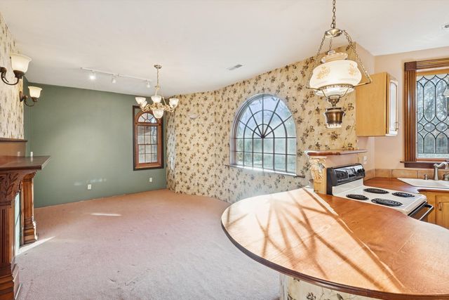 315 N 9th Street, Clinton, IA 52372