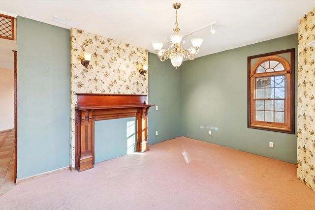 315 N 9th Street, Clinton, IA 52372