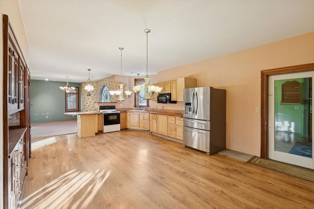 315 N 9th Street, Clinton, IA 52372