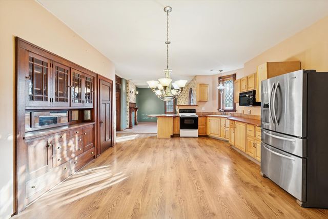 315 N 9th Street, Clinton, IA 52372