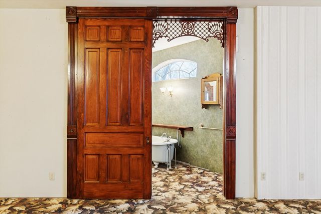 315 N 9th Street, Clinton, IA 52372