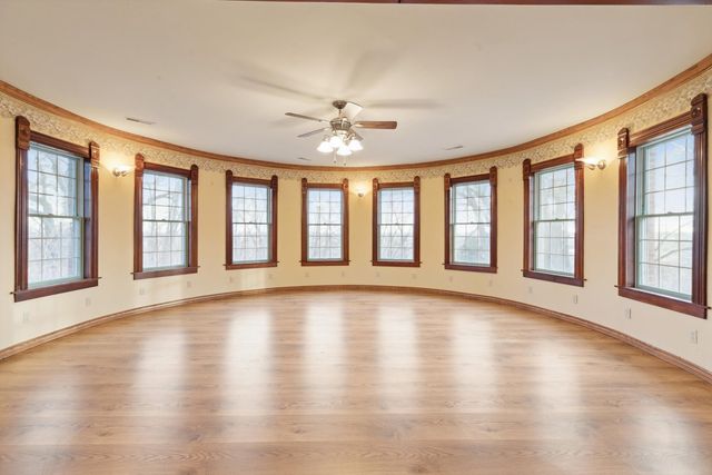 315 N 9th Street, Clinton, IA 52372