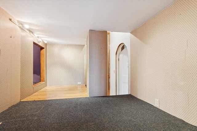 315 N 9th Street, Clinton, IA 52372