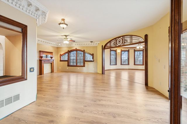 315 N 9th Street, Clinton, IA 52372