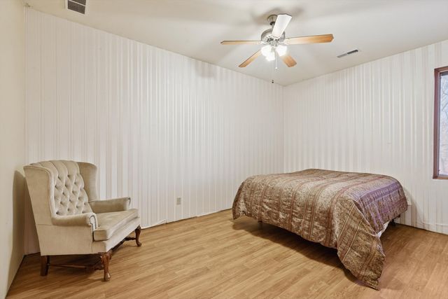 315 N 9th Street, Clinton, IA 52372