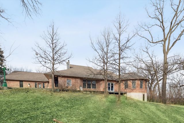 315 N 9th Street, Clinton, IA 52372