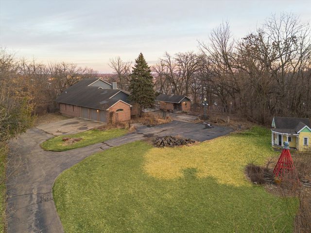 315 N 9th Street, Clinton, IA 52372