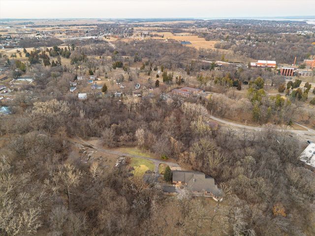 315 N 9th Street, Clinton, IA 52372