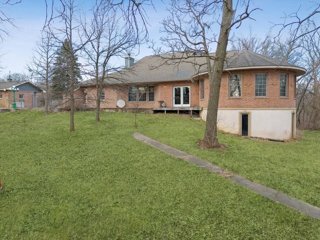 315 N 9th Street, Clinton, IA 52372