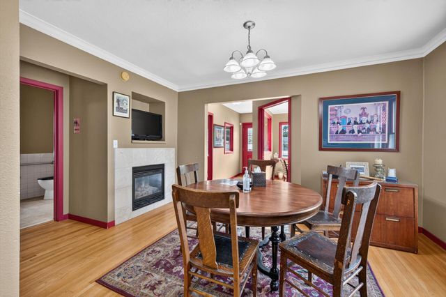 1069 S Robert Street, West Saint Paul, MN 55118