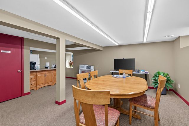 1069 S Robert Street, West Saint Paul, MN 55118
