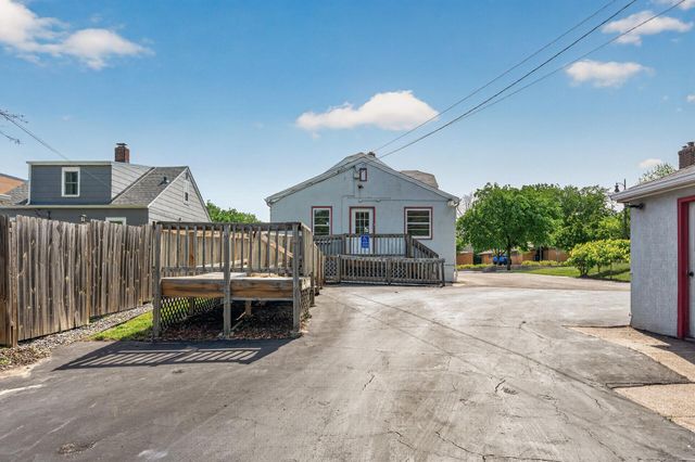 1069 S Robert Street, West Saint Paul, MN 55118