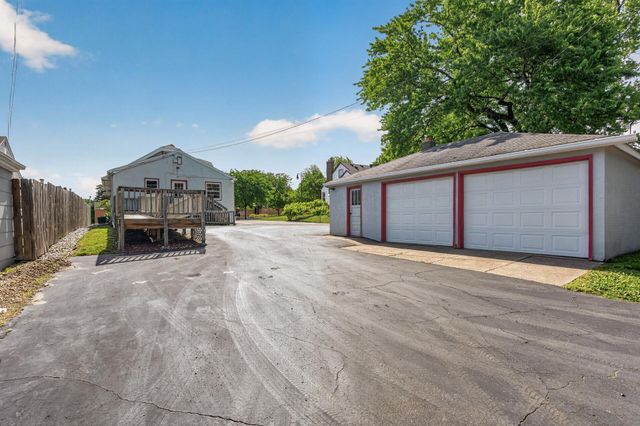 1069 S Robert Street, West Saint Paul, MN 55118