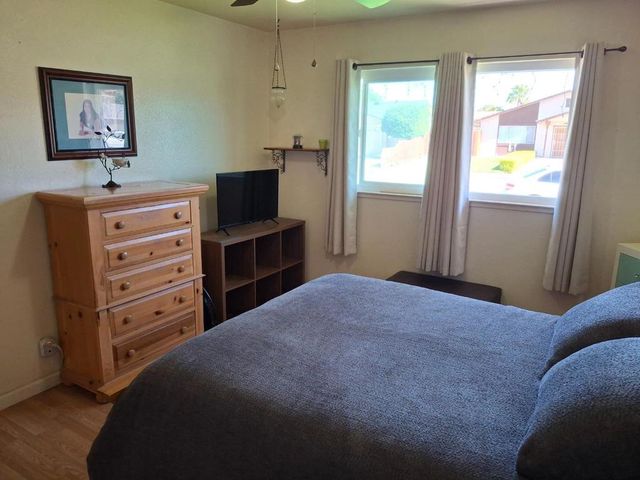 250 Gonzalez Drive, Hollister, CA 95023