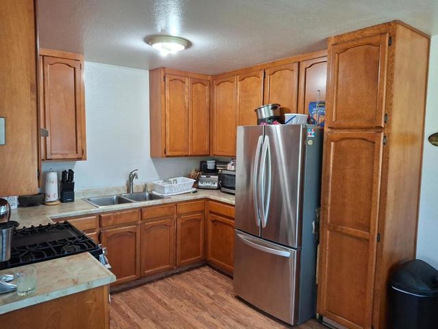 250 Gonzalez Drive, Hollister, CA 95023