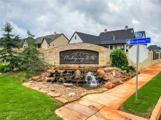 4300 Mahogany Hills Drive, Moore, OK 73160