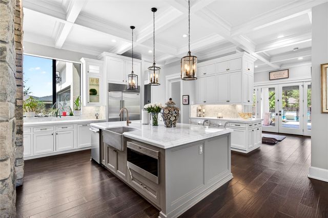 23 Rugged Lark Circle, Tomball, TX 77377