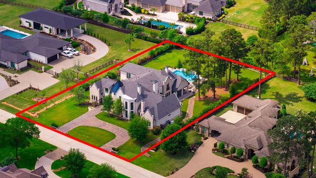 23 Rugged Lark Circle, Tomball, TX 77377