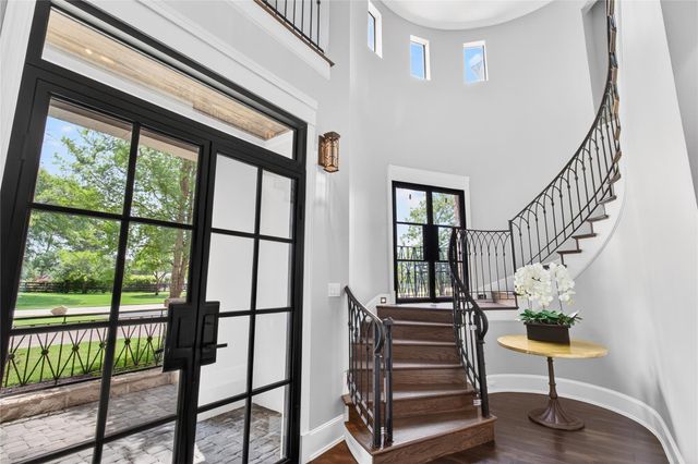 23 Rugged Lark Circle, Tomball, TX 77377