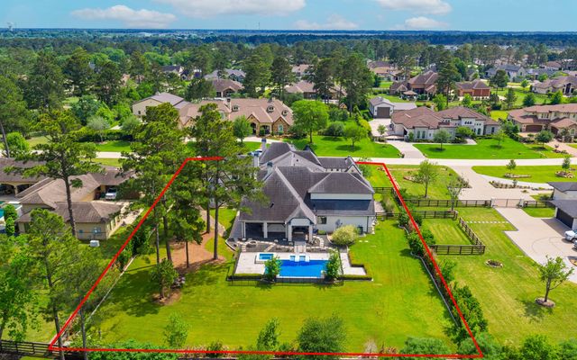 23 Rugged Lark Circle, Tomball, TX 77377