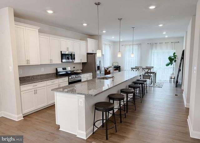 45397 ENGLEWOOD WAY, California, MD 20619