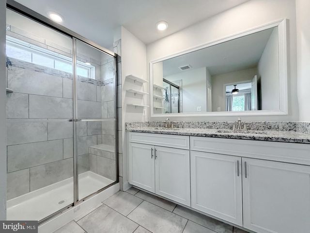 45397 ENGLEWOOD WAY, California, MD 20619