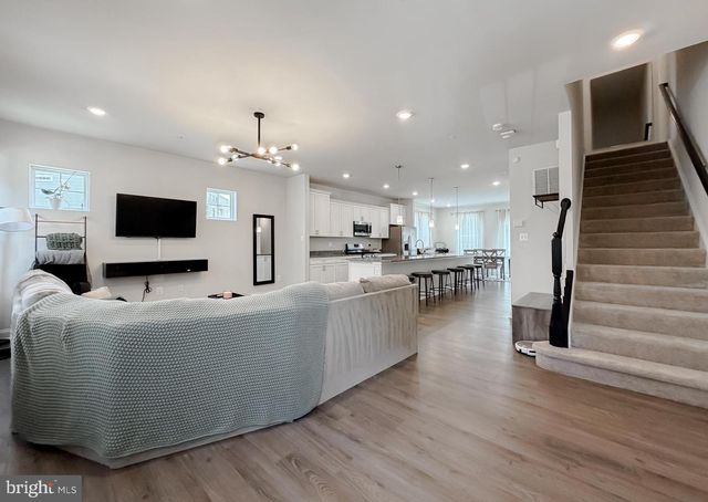 45397 ENGLEWOOD WAY, California, MD 20619
