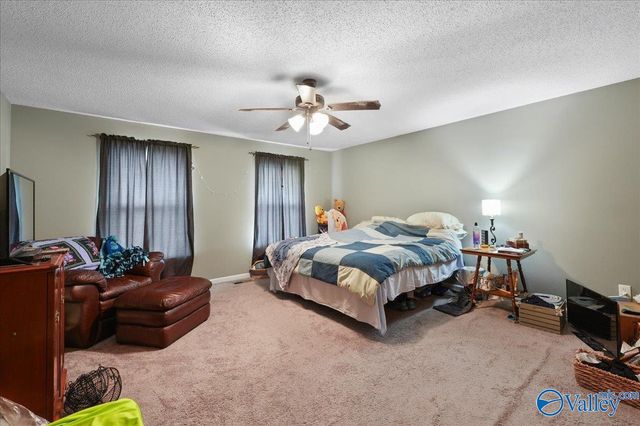 16099 Mooresville Road, Athens, AL 35613